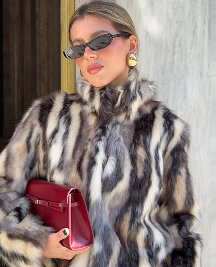 Chic Women's Retro Faux Fur Coat - Stylish Casual Outwear for All Occasions 0