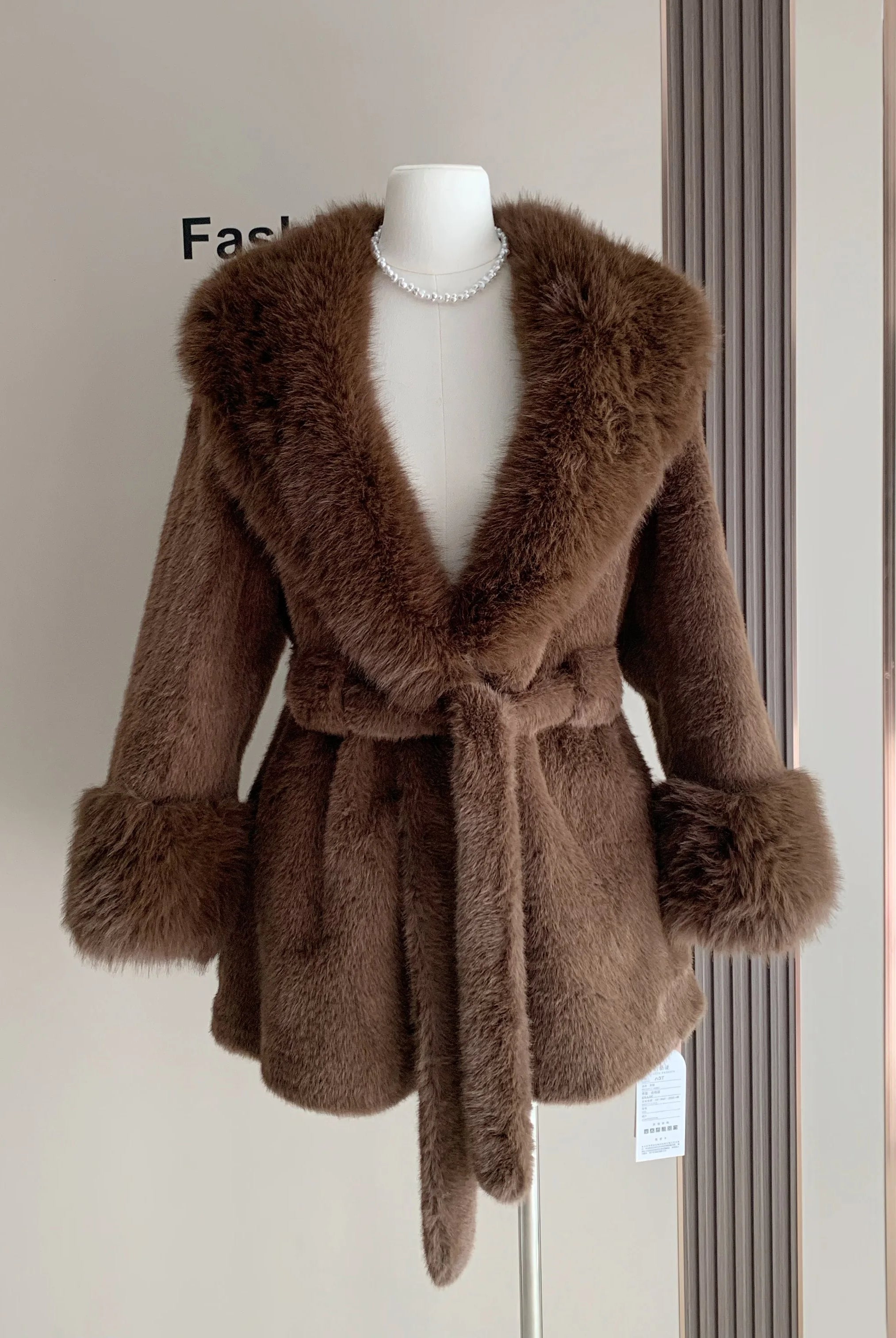 Womens Coat - Eco-Friendly Faux Fur Winter Coat with Long Sleeves for Casual and Commuting Style 4