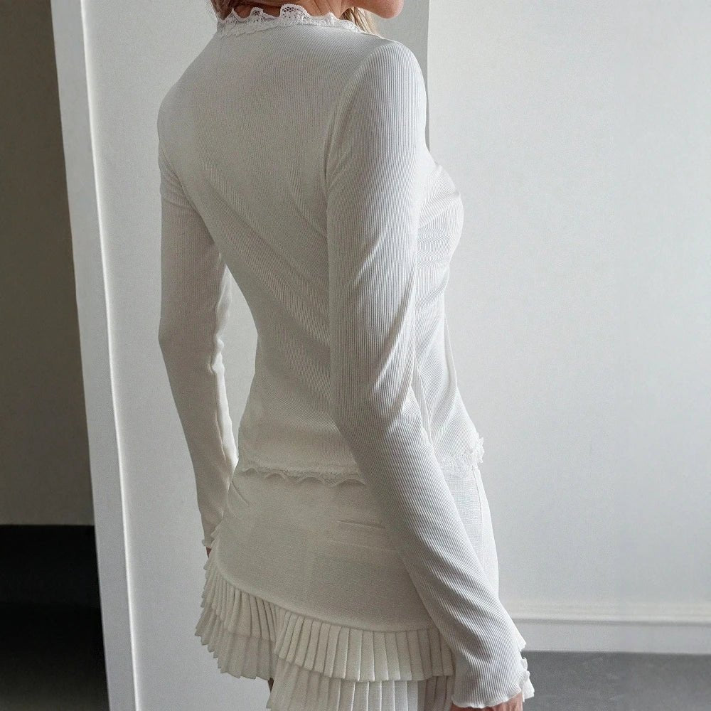 SOERA Roxana Ribbed Lace Trim V - Neck Blouse - Blouse - White L