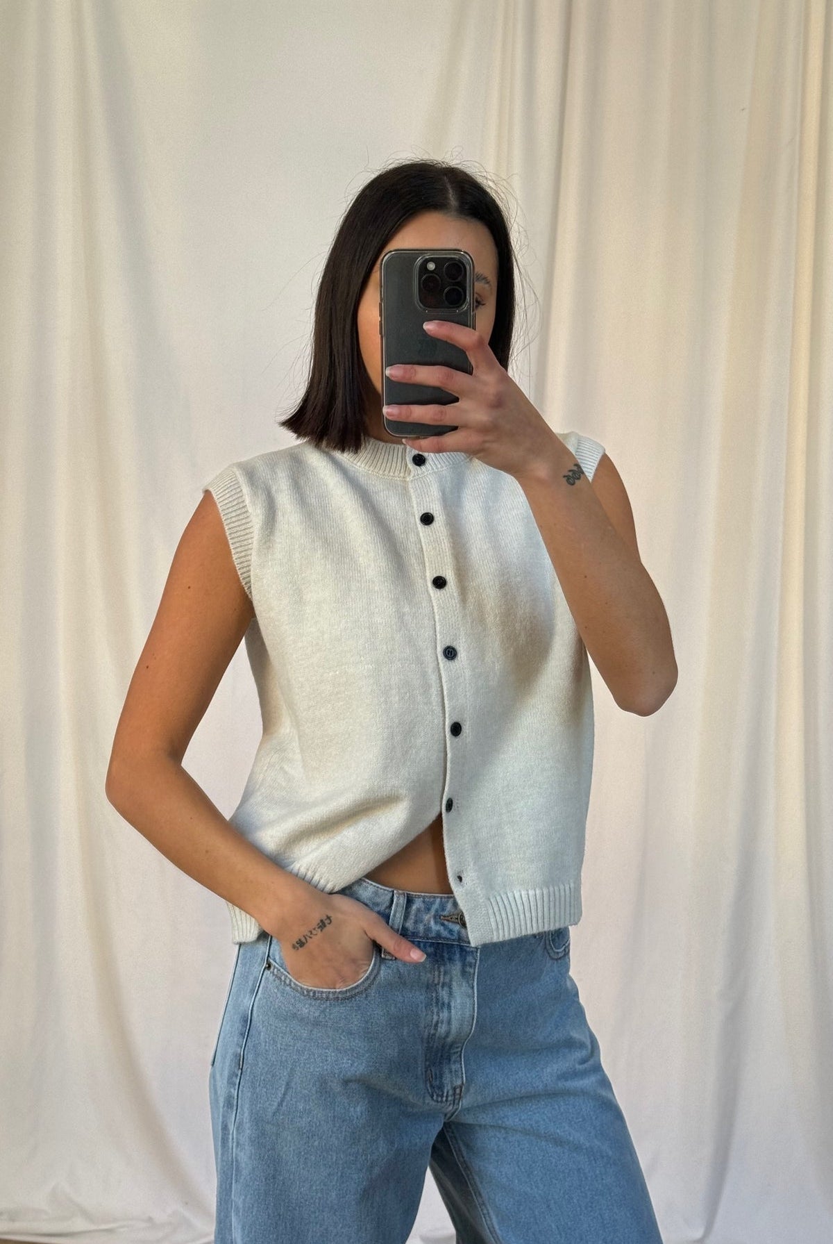 SOERA Tori Button Front Knitted Vest Cardigan - Cardigan - SOERA-641411-WHI-M-48547 White M