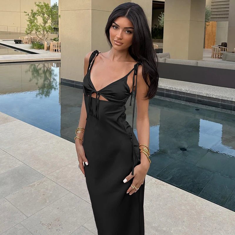 SOERA Aaliyah V - Neck Lace - Up Spaghetti Strap Maxi Dress - Dress - Black S