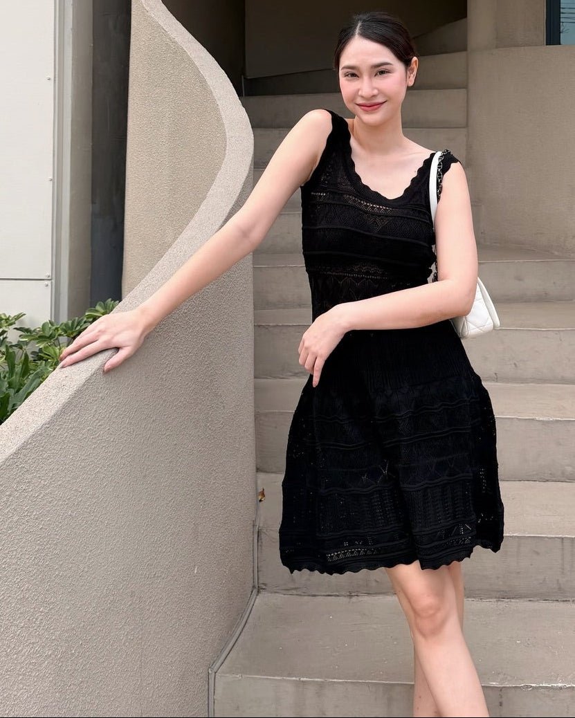 SOERA Celeste Hollow - Out Knitted Midi Dress - Dress - Black S