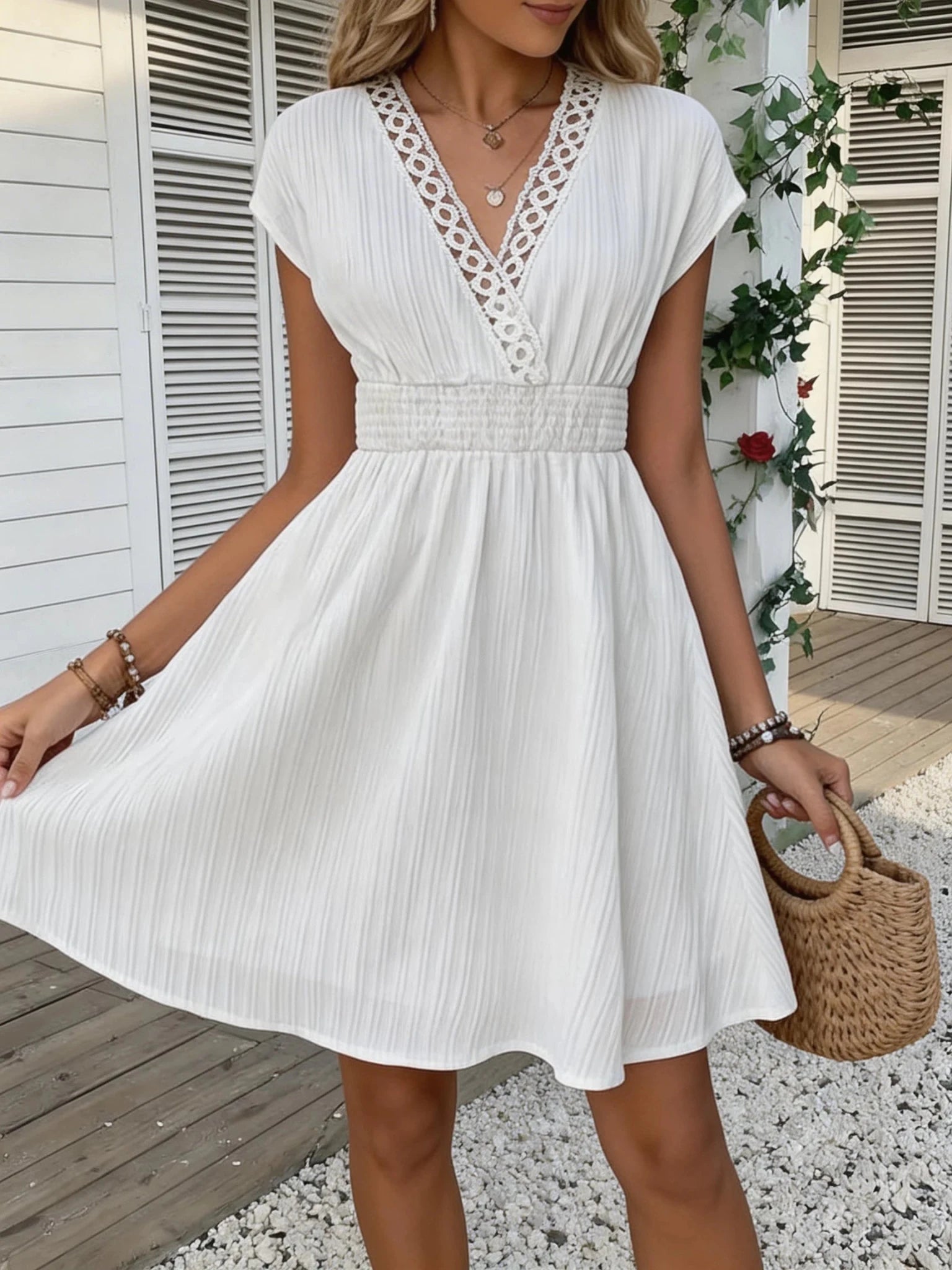 SOERA Ilaria French Lace V - Neck Fitted Dress - Dress - L