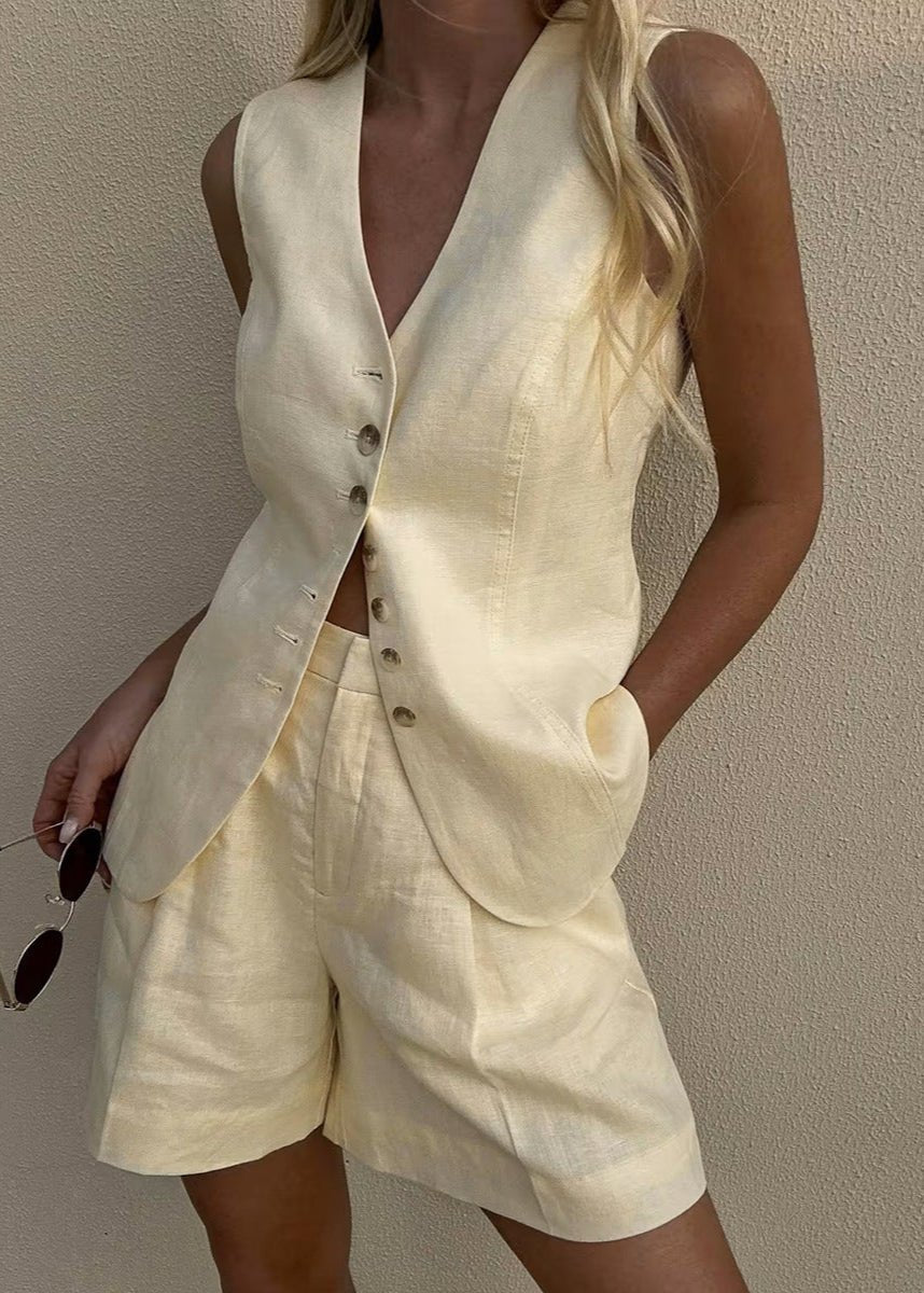 SOERA Bianca Tailored Vest and Shorts Set - Jumpsuit - Beige M