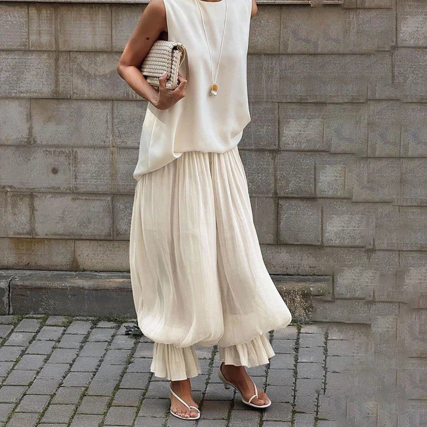SOERA Beatrice Sheer Elastic Waist Flare Trousers - Pants - XS