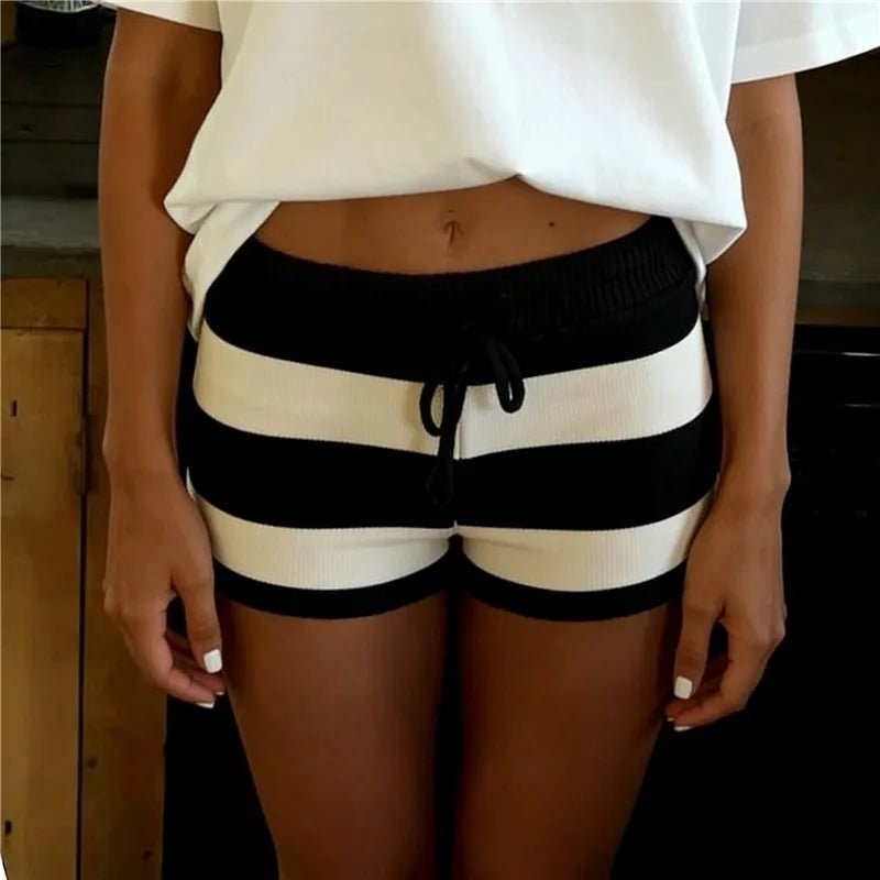 SOERA Nina Striped Knit Shorts - Shorts - SOERA-603523-DEF-OS-95395 Black S