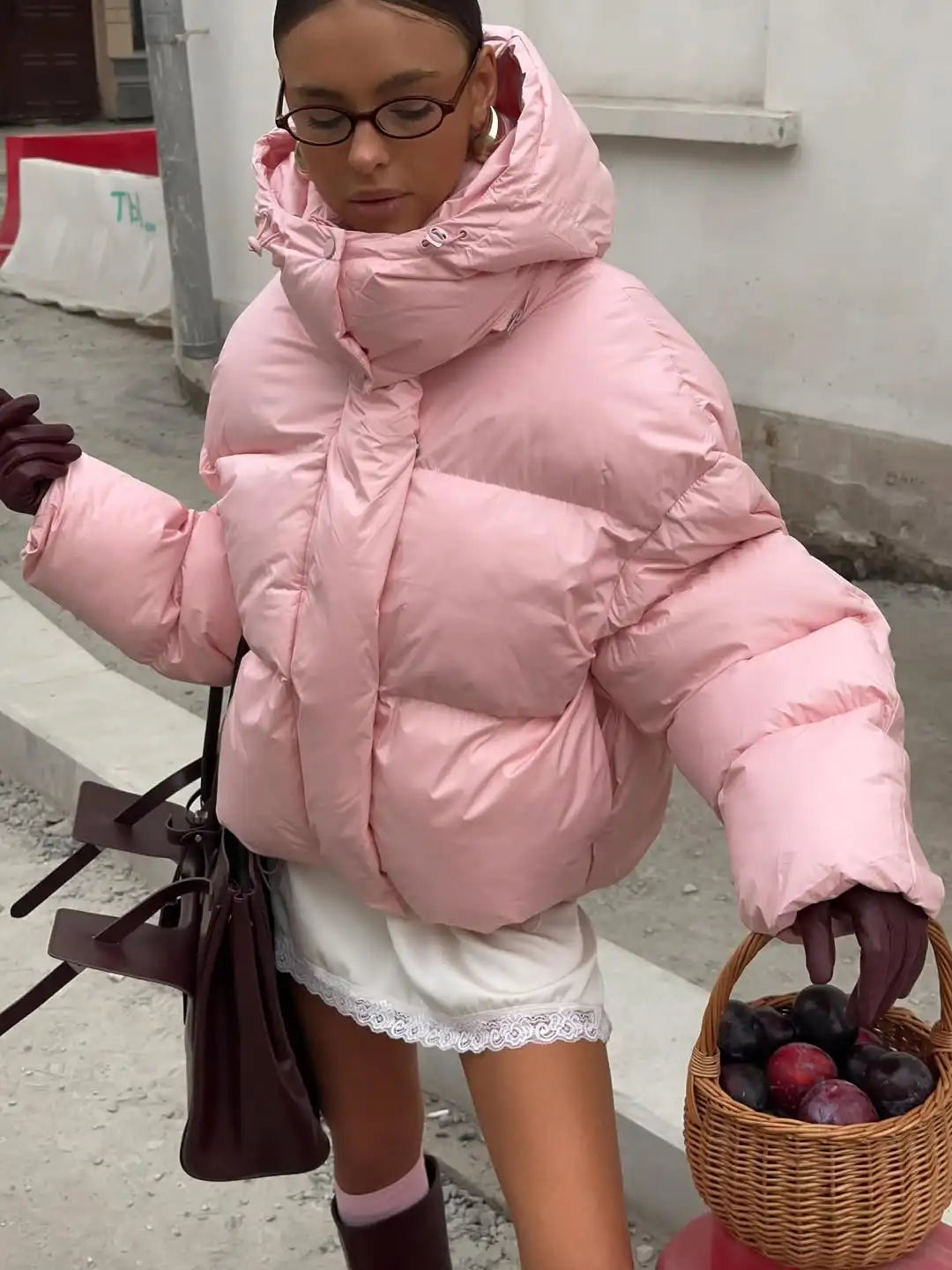 Casual Pink Hooded Cotton Women's Jacket - Stylish Zip-Up Winter Coat 5