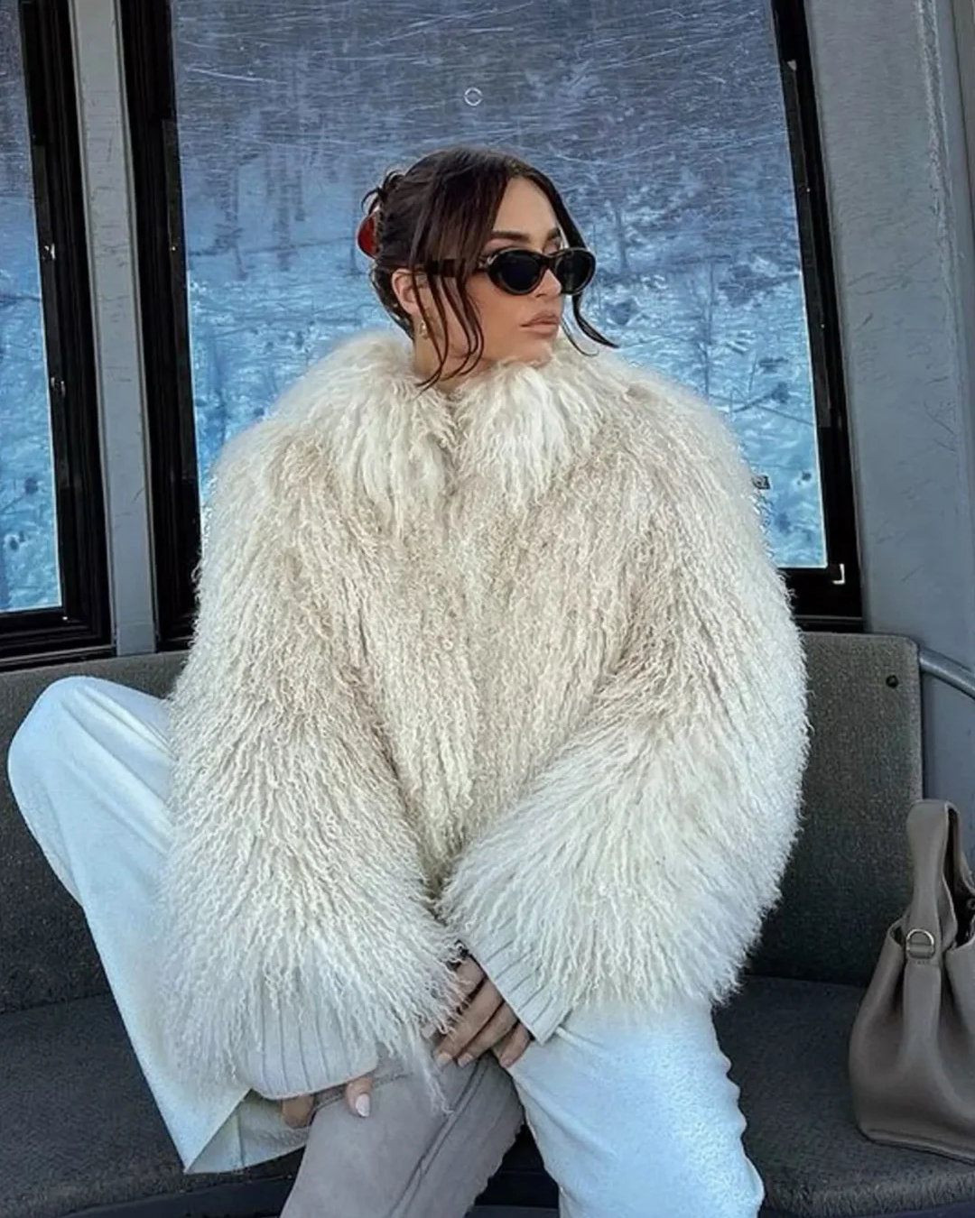 Fuzzy Faux Fur Coat Women - Luxurious Softness & Chic Style for All Occasions 9