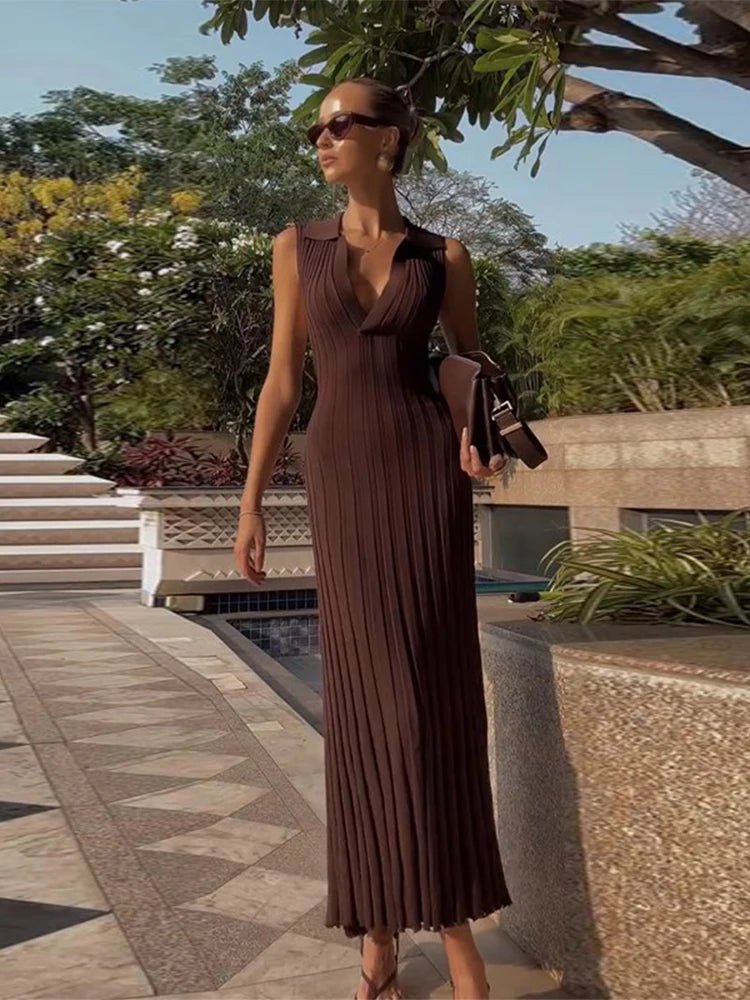 SOERA Lise Sleeveless Knitted Pleated Maxi Dress - Dress -  Brown XS