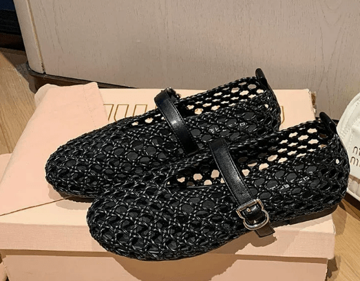 SOERA Bianca Woven Hollow Flat Sandals - Shoes -  Black 35